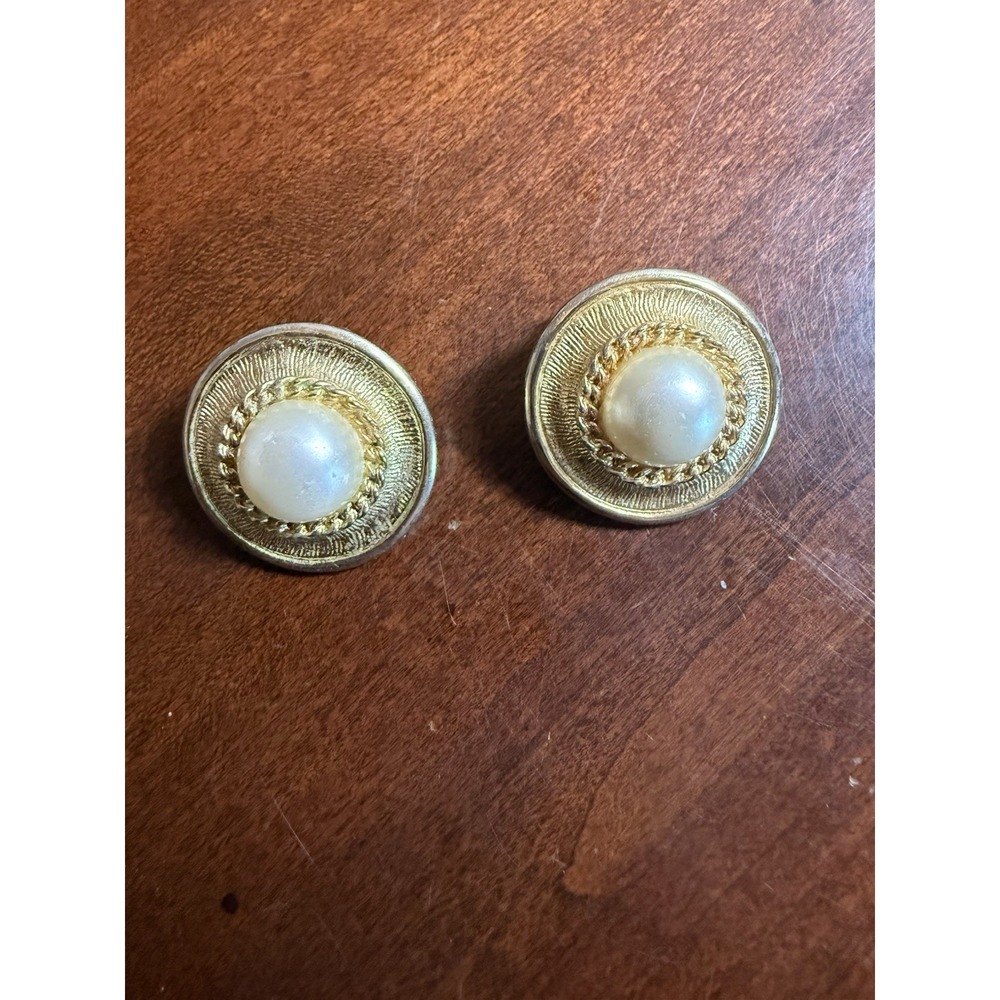 Vtg Faux Pearl Gold‎ Tone Dome Clip On Earrings Round Statement 80s 90s